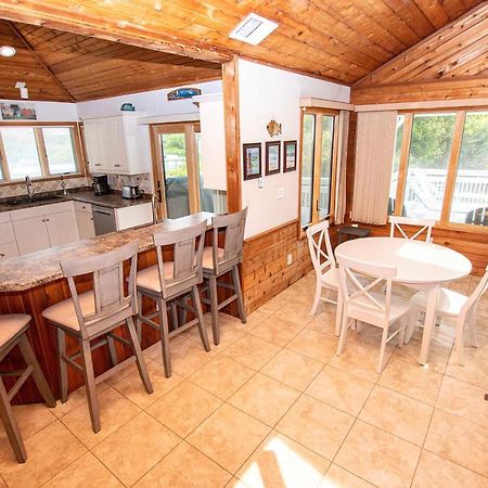 Wl933, Tale Of The Whale- Oceanfront, Private Beach Access, Gas Fireplace, Ocean Views Корола Екстериор снимка