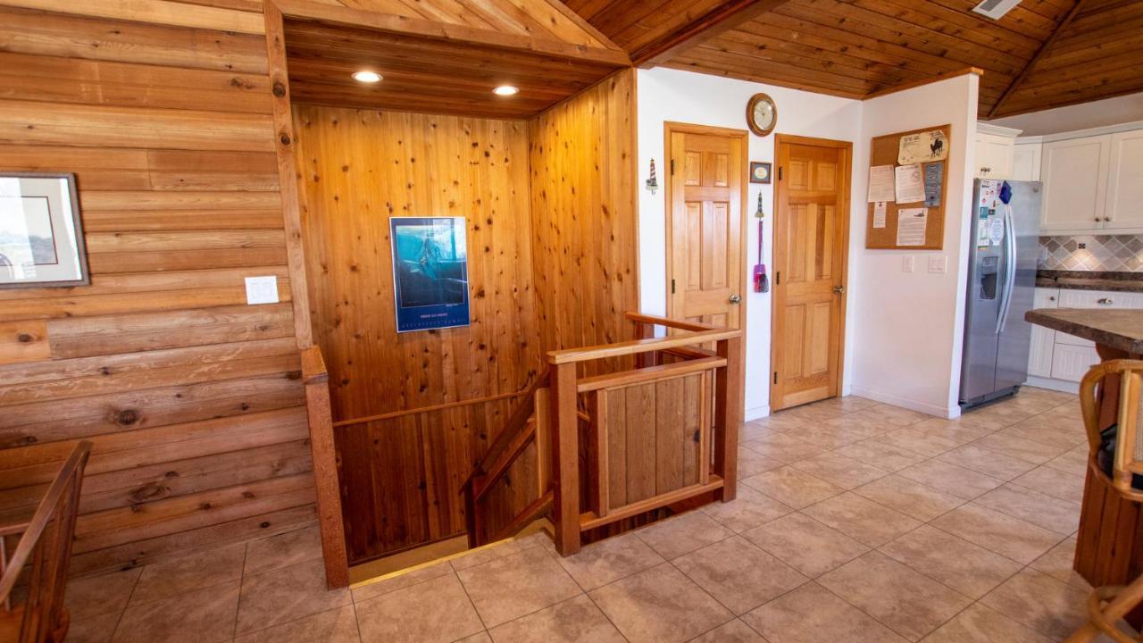 Wl933, Tale Of The Whale- Oceanfront, Private Beach Access, Gas Fireplace, Ocean Views Корола Екстериор снимка