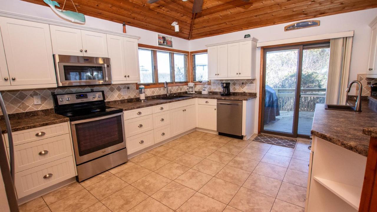 Wl933, Tale Of The Whale- Oceanfront, Private Beach Access, Gas Fireplace, Ocean Views Корола Екстериор снимка